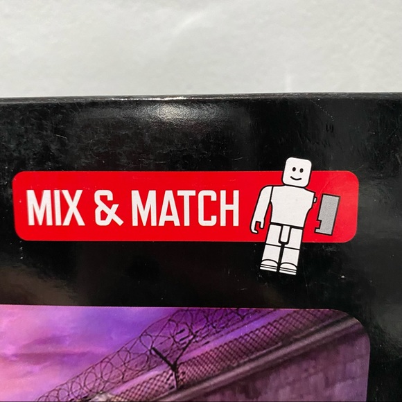 NEW Roblox Zombie Attack 20 Piece Set - Unisex - Picture 7 of 12